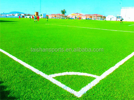 PU yapışkan ve özelleştirilebilir boyutlu futbol sahası için kullanılan yüksek yoğunluklu yapay spor çimleri