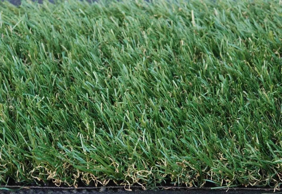 12000 Dtex Landscape Yapay Çim 5/8 "Gap PE Malzeme UV Direnci ve Düşük Bakım