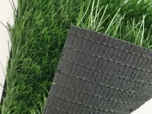 Futbol Yapay Çim Ölçüsü 5/8 inç PE malzemesi Yeşil renk Sahte Çim Futbol sahaları ve okul oyun alanları için
