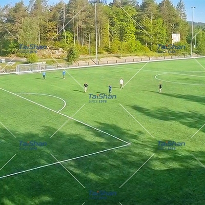 200 dikiş/M Tenis Yapay Çim 20mm Gerilim Karşıtı Spor Yapay Çim Polietilen malzemesinde
