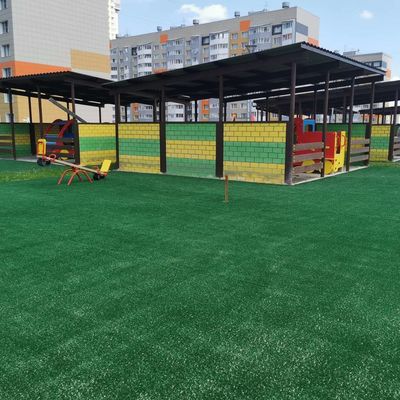 200 Dikiş/M Dayanıklı Polietilen Malzemeden 20mm Hav Yüksekliğinde Tenis Yapay Çimi