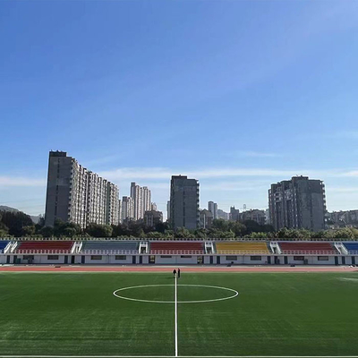 55mm 160 dikiş / M Futbol Yapay Çim Yüksek Performanslı UV Direnci FIFA tarafından sertifikalandırılmış Yapay Çim