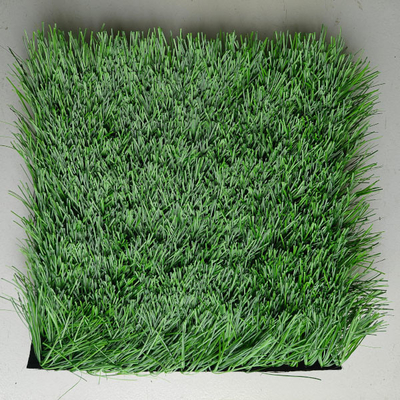 60mm Yeşil Yapay Futbol Çimleri 120 dikiş / M Büyük UV Direnci Performansı ile Futbol Alanı için Sahte Çim
