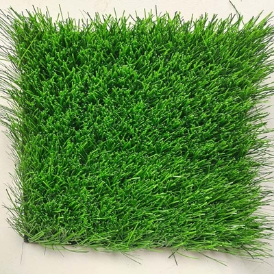 60 mm Yığın Yüksekliği Yeşil Yapay Çim Dış Sporlar için Kullanılır Büyük UV Direnci ve Düşük Bakım