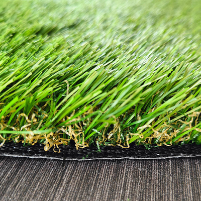 Yüksek Performanslı Doldurulmayan Yapay Çim 25mm Parklar Eğlence Bahçeleri Ve Oyun Alanları İçin