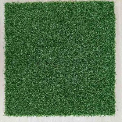 15mm Golf Yapay Çim Yüksek Performanslı, UV direnci yüksek düz yüzey ve yumuşak hissi