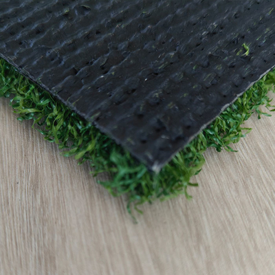 15mm Golf Yapay Çim Yüksek Performanslı, UV direnci yüksek düz yüzey ve yumuşak hissi