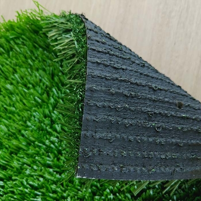 30 mm yeşil sentetik spor çimleri müşterilere eşsiz oyun kabiliyeti ve konforu sağlar.