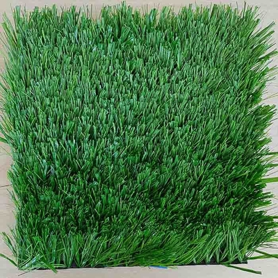 17500 Dtex Yüksek dayanıklı futbol yapay çim 60mm Spor ve eğlence mekanları için düşük bakım