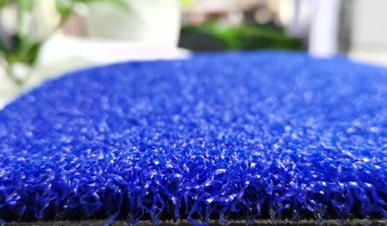 FIH Sertifikalı Hokey Yapay Çim 17 mm Yüklü Su püskürtmesi Sürekli Oyun için Ağır Metaller Yok