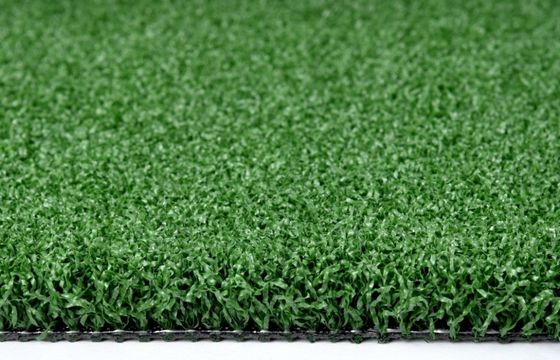 Profesyonel kurslar için yüksek yoğunluklu 18 mm yığın yüksekliği golf yapay çimleri