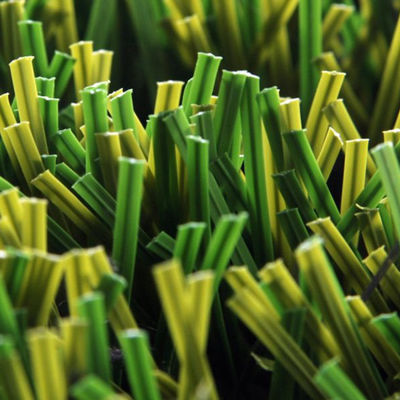 Futbol sahaları için FIFA onaylı PE yapay çim 1,5 mm pil genişliği