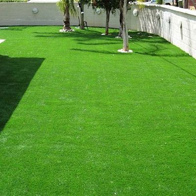 Çok Filamentli Hibrit Yapay Çim 45mm Yığın Yüksekliği 9500 Dtex Sıvışmaya Sabit Sentetik Çim