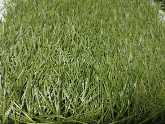 55mm Saha Yüksekliği 8000 Dtex 220 Dikiş/Metre Yüksek Yoğunluklu Futbol Yapay Çimi Stadyumlar ve Antrenman Alanları İçin